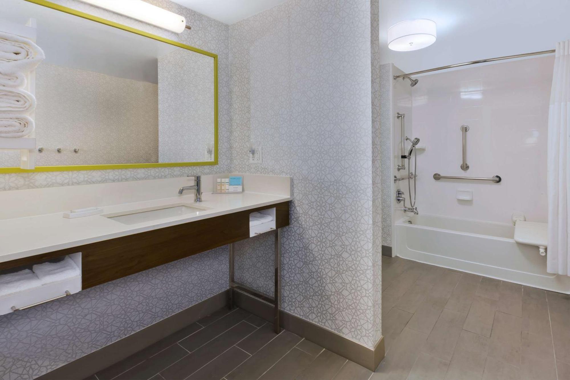 Hampton Inn Traverse City Esterno foto