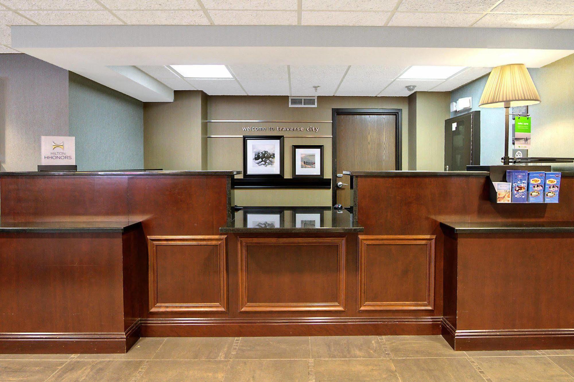 Hampton Inn Traverse City Esterno foto